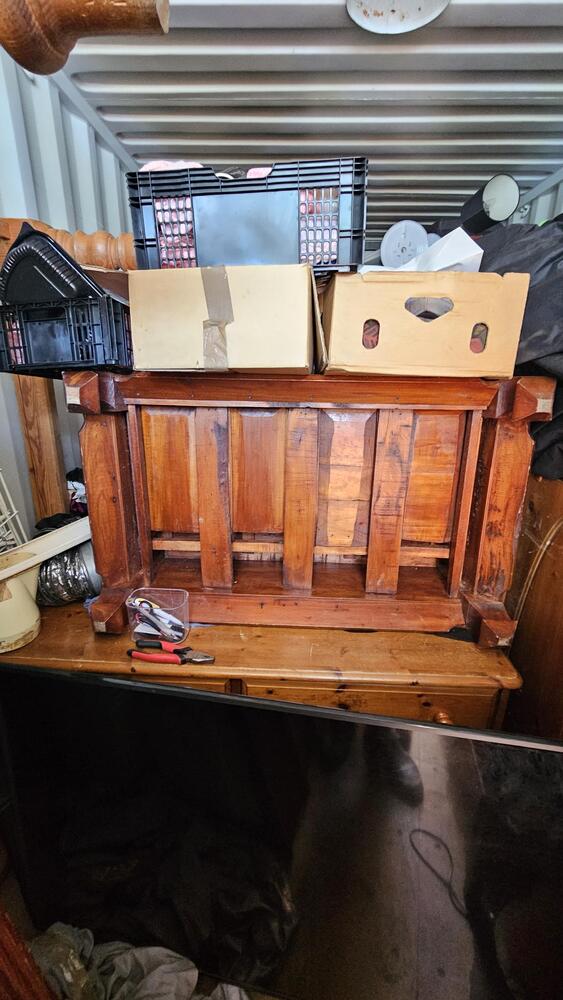 Storage King Bulimba Storage auction IB-9800