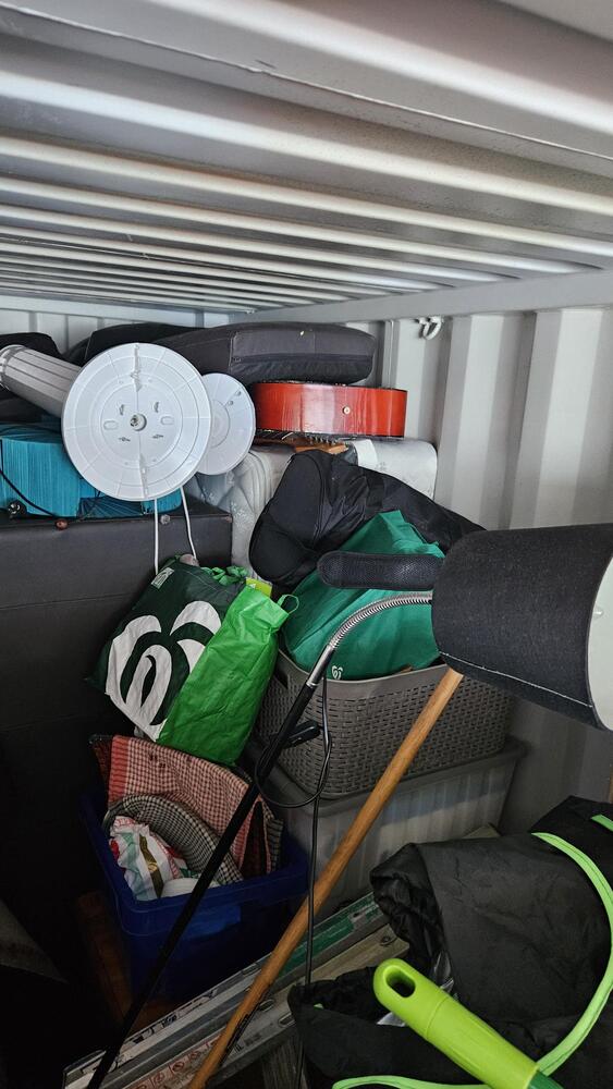 Storage King Bulimba Storage Unit auction IB-9800