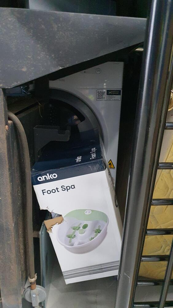 Storage King Redbank Plains Abandoned Storage Unit Auctions auction IB-1768