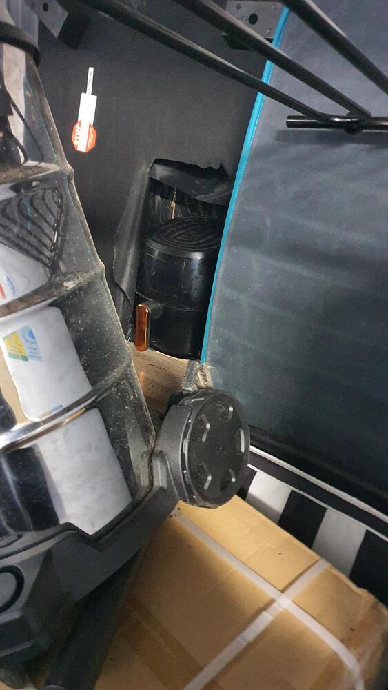 Storage King Redbank Plains AustraliaÂ Storage Auctions auction IB-1768