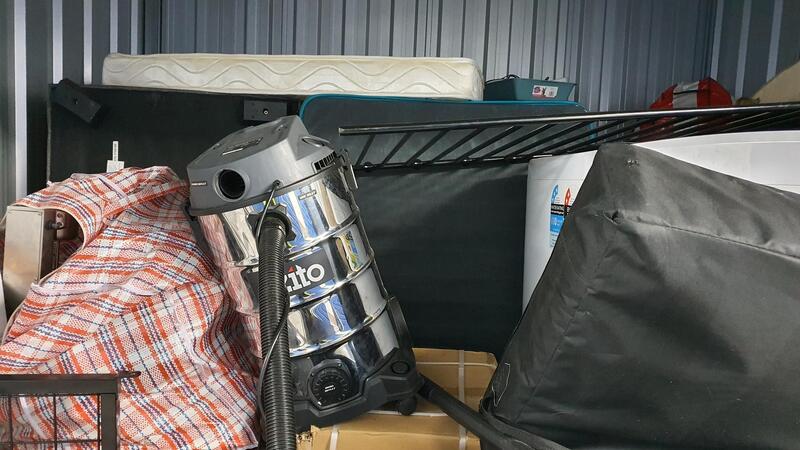 Storage King Redbank Plains Abandoned Storage shed Auctions auction IB-1768