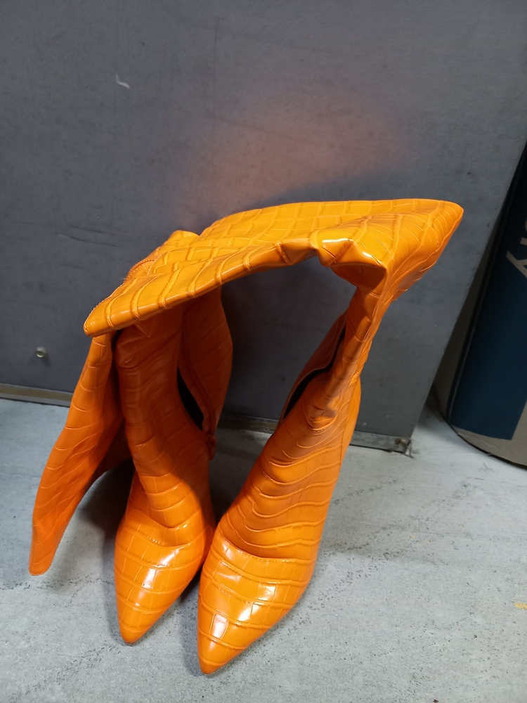 Storage King Alexandria Bid on Storage Unit auction IB-5018