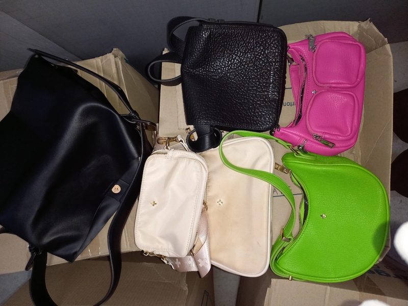 Storage King Alexandria Self Storage Auctions auction IB-5018