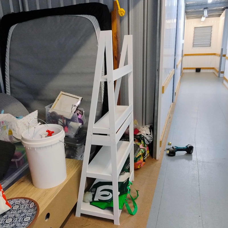 Loxon Storage Ipswich Abandoned Self Storage Auctions auction IB-6545