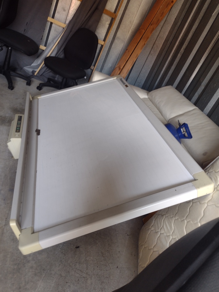 Kennards Self Storage Wentworthville Abandoned Storage garage Auctions auction IB-2668