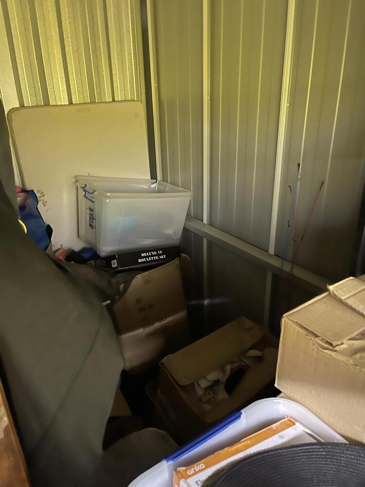 Big Orange Storage Bid on Storage Unit auction IB-2926