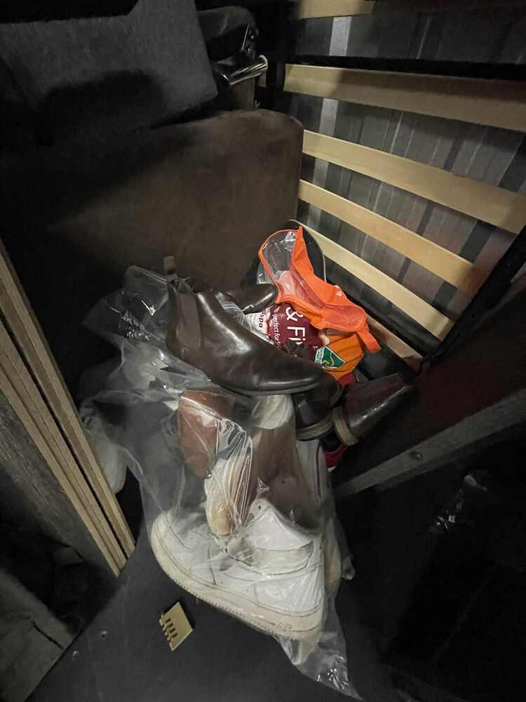 Big Orange Storage Storage Unit auction IB-5670