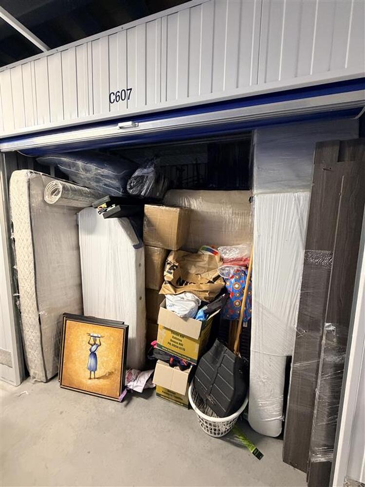 StorHub Rouse Hill Storage Unit auction IB-7121