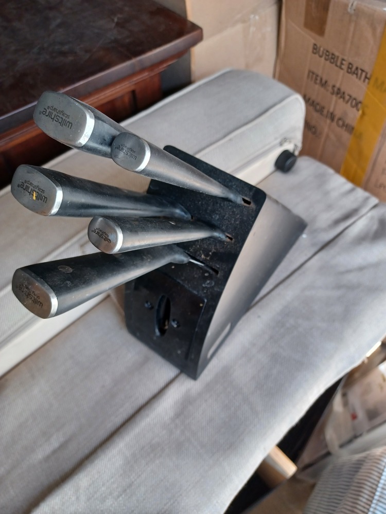 Loxon Storage Loganholme Bid on Storage Unit auction IB-3267