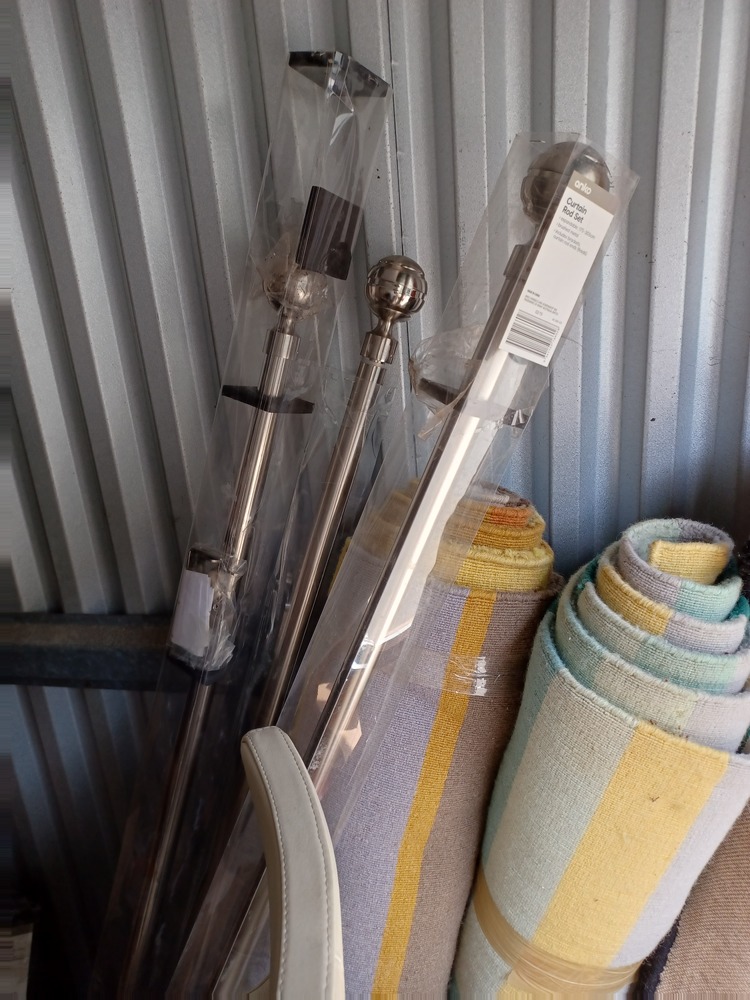 Loxon Storage Loganholme Abandoned Storage garage Auctions auction IB-3267