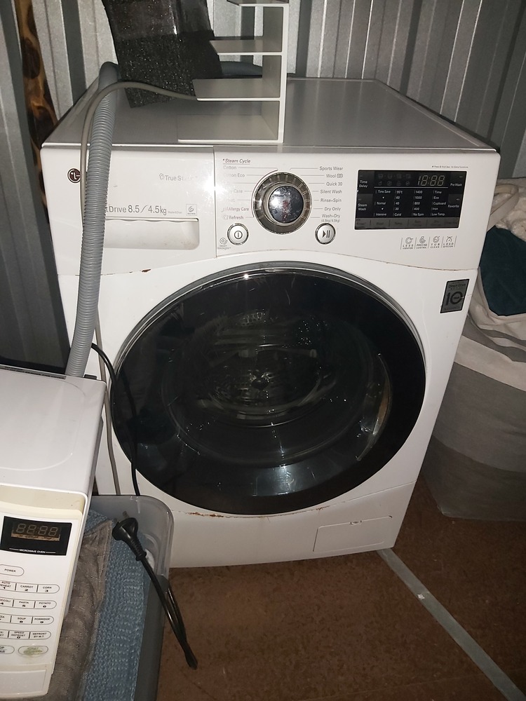 Rent a Space Padstow Storage auction IB-6621