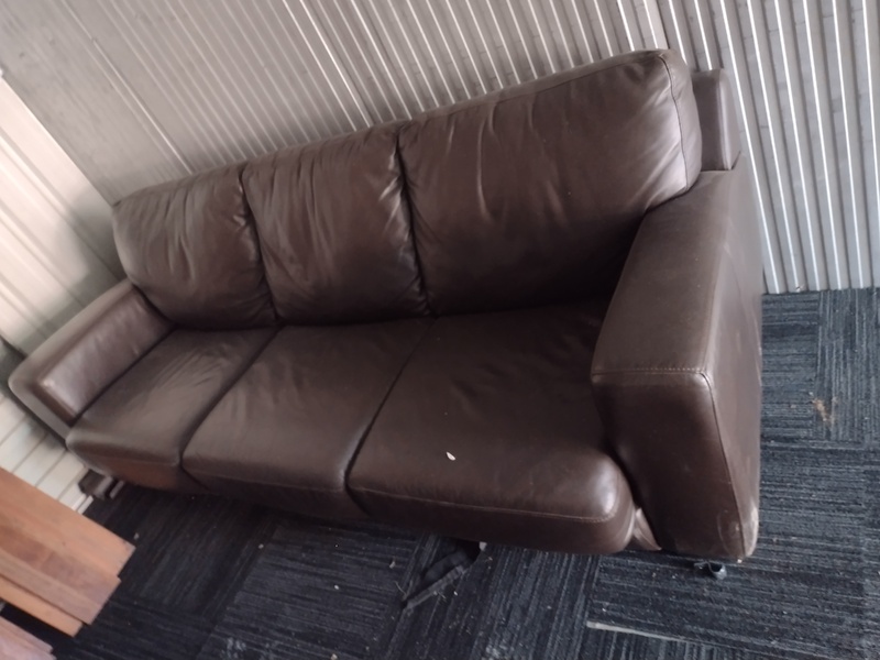 Kennards Self Storage Campbelltown Storage auction IB-6950