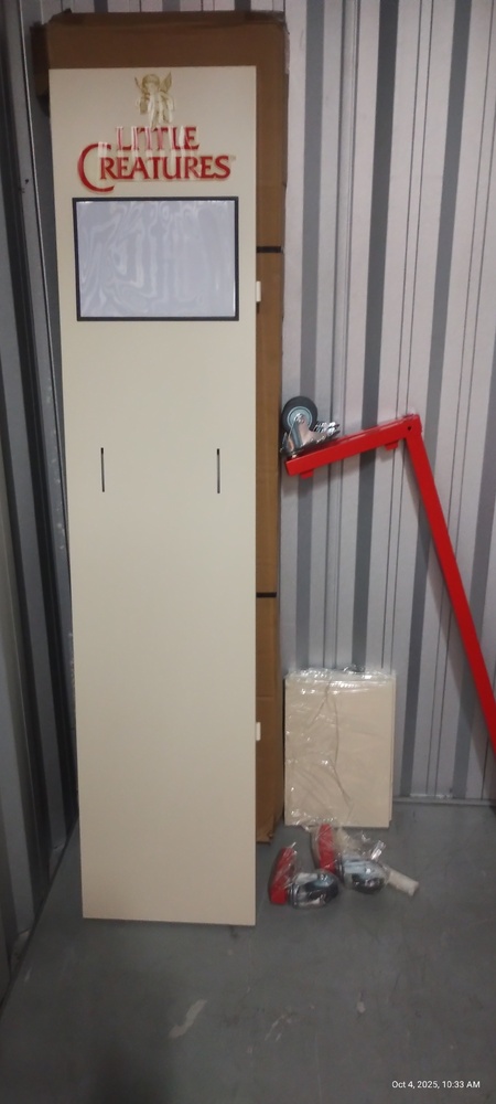 Kennards Self Storage Burleigh Junction Bid on Storage Unit auction IB-9848