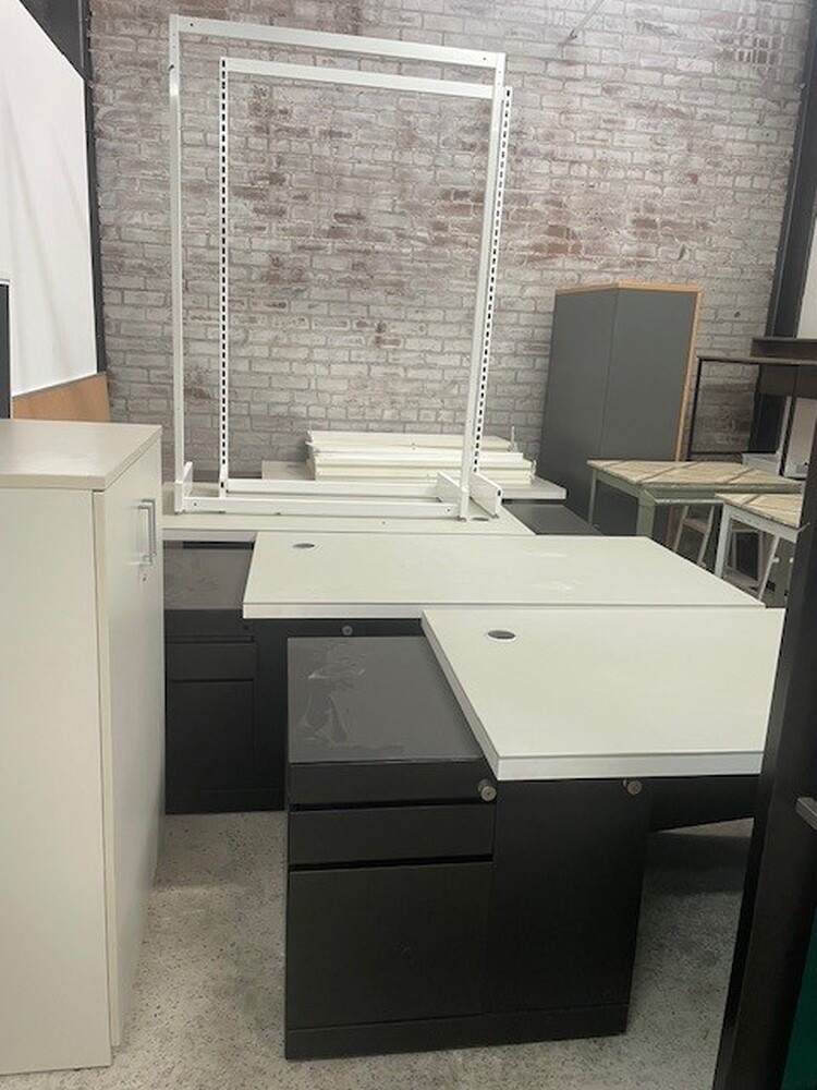 Storage King Kingsgrove Bid on Self Storage Unit auction IB-6521