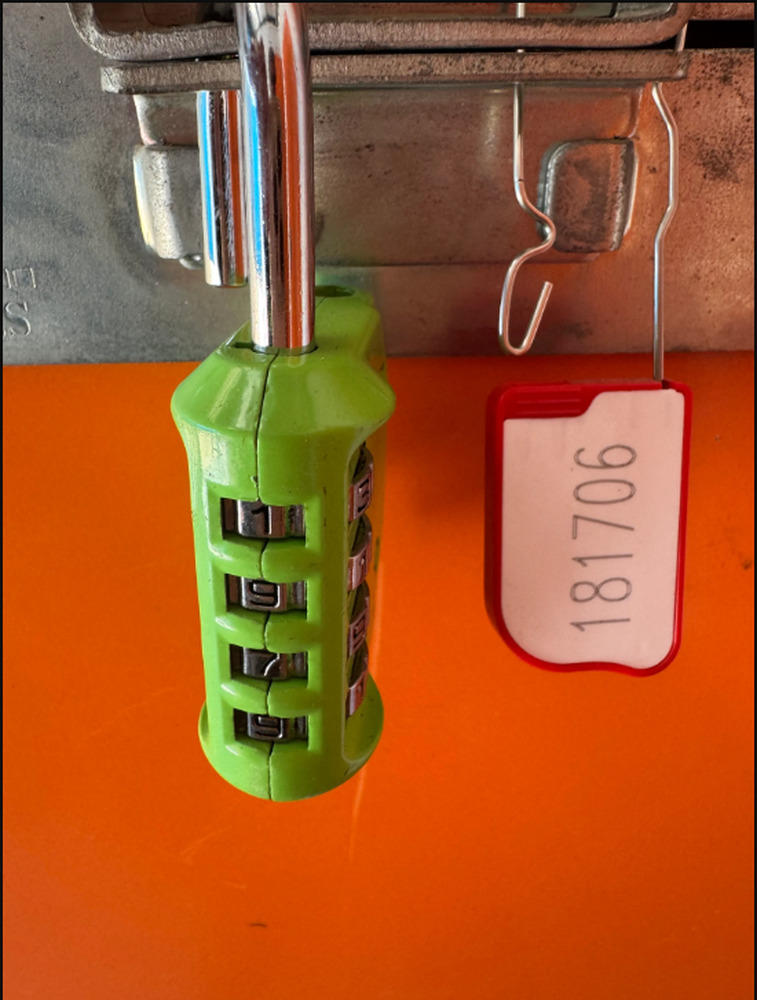 StoreLocal Epping Storage Unit auction IB-1701