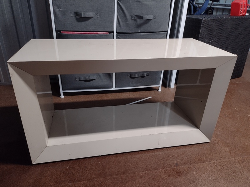 Kennards Self Storage Warana Abandoned Self Storage Auctions auction IB-3529