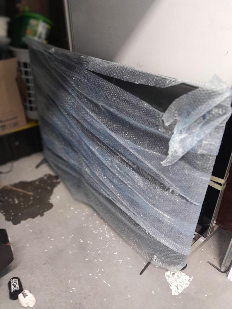 StoreLocal Pimpama  Bid on Self Storage Unit auction IB-2656