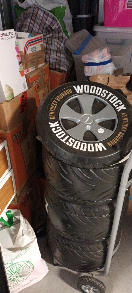 Roomia Self Storage Truganina Abandoned Storage centre Auctions auction IB-6427