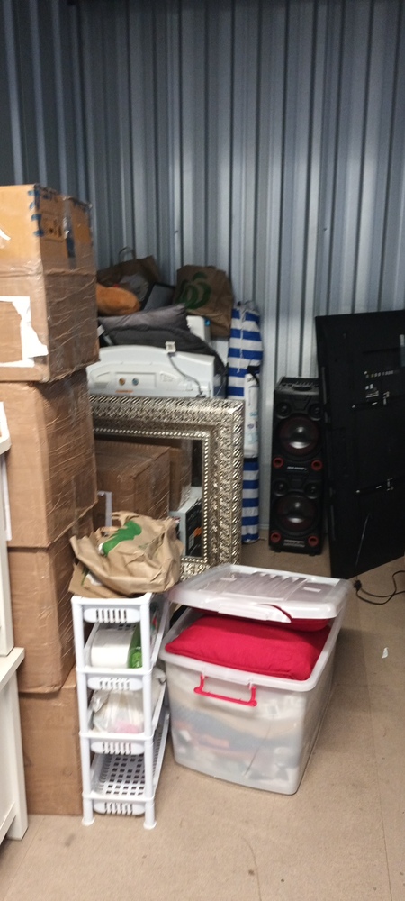 Roomia Self Storage Truganina Bid on Storage auction IB-4853