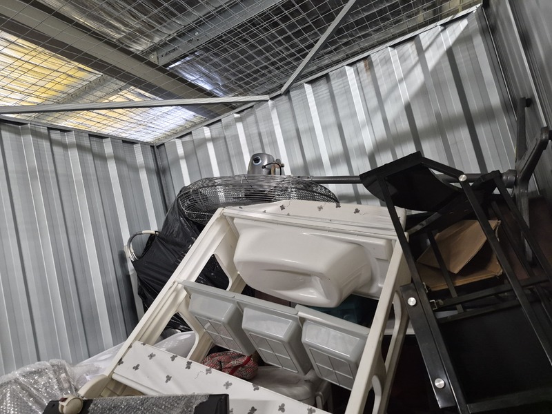 Storage King Greenacre Abandoned Storage shed Auctions auction IB-7718