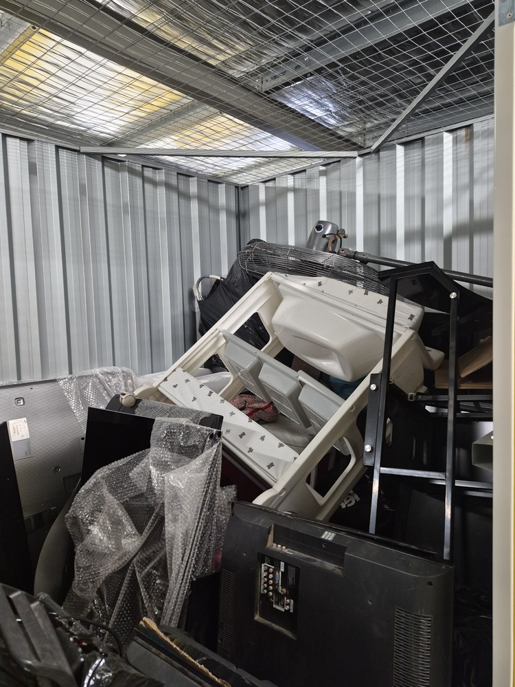 Storage King Greenacre AustraliaÂ Storage Auctions auction IB-7718