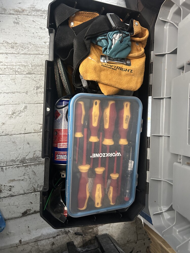 Rent a Space Bexley Self Storage Auctions auction IB-5545