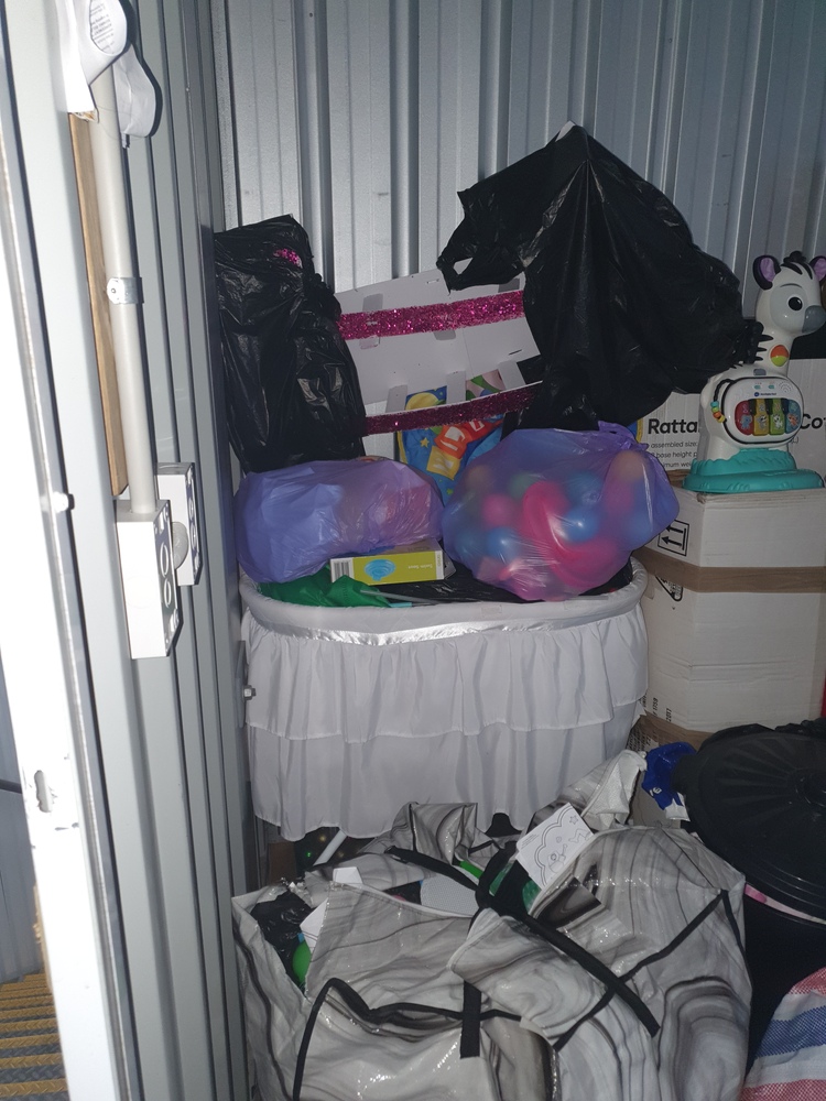 Loxon Storage Caboolture Storage Facility Unit auction IB-1076