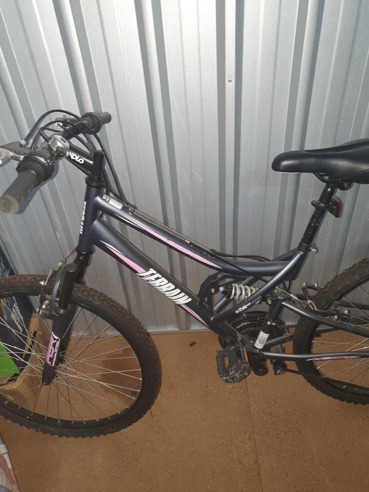 Loxon Storage Caboolture Self Storage auction IB-1076