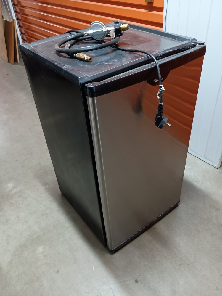 Kennards Self Storage Truganina Self Storage Facility Unit auction IB-9329