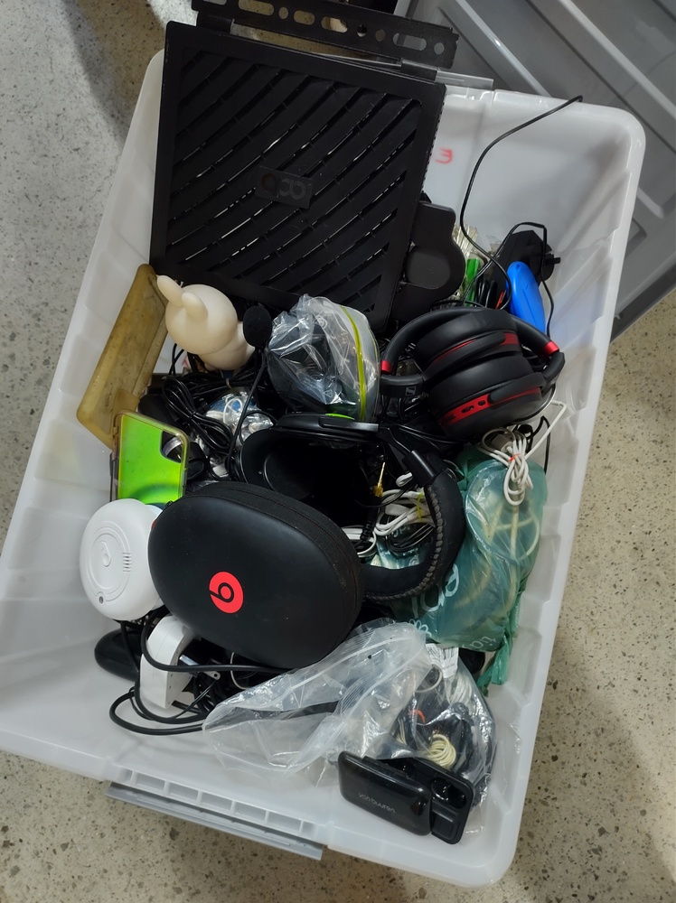 Kennards Self Storage Southport Bid on Storage auction IB-5231