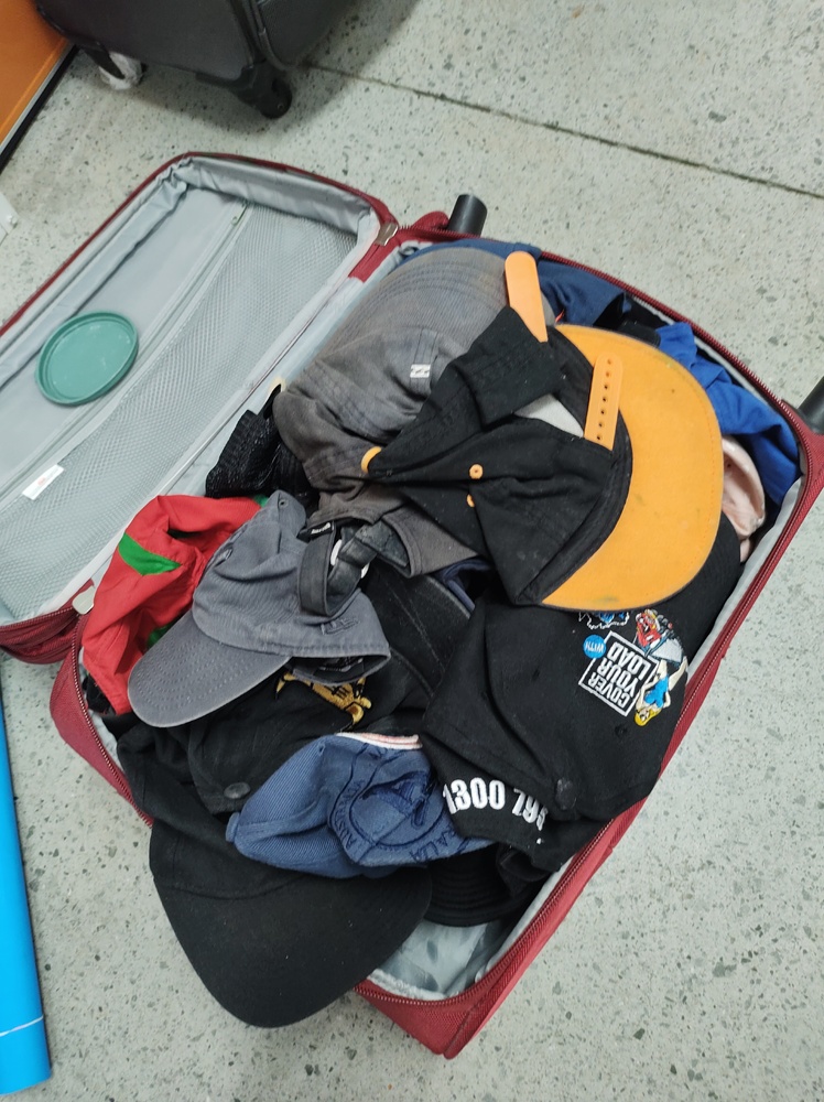 Kennards Self Storage Southport Abandoned Storage Unit Auctions auction IB-5231