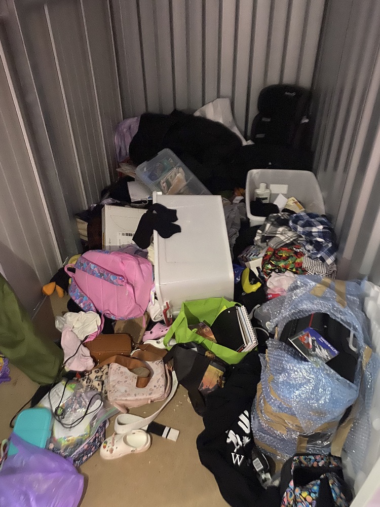 Wilson Storage Bennetts Green Abandoned Self Storage Auctions auction IB-4097