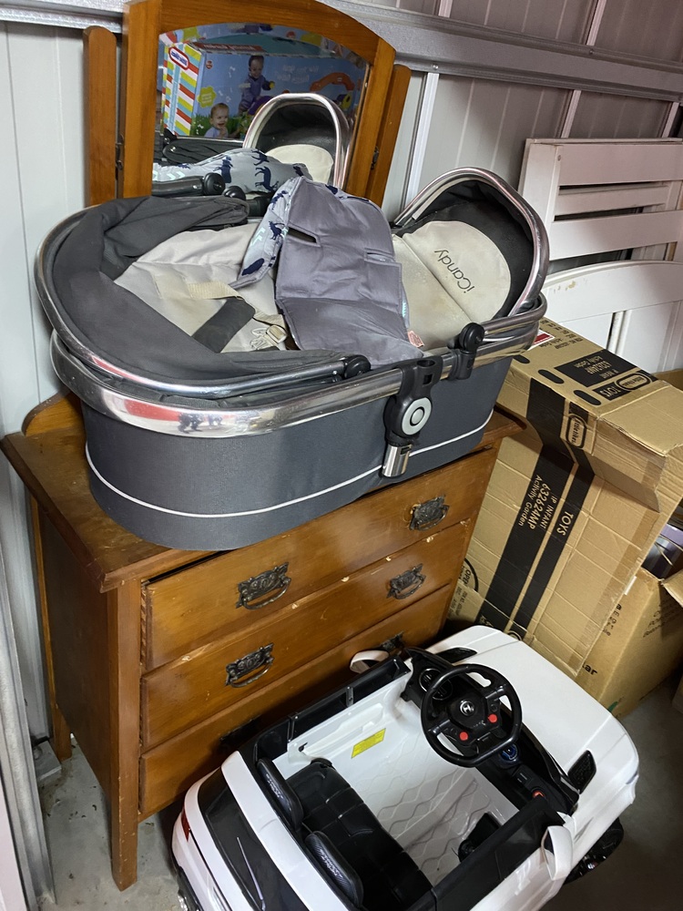 Wilson Storage Bennetts Green Bid on Storage Unit auction IB-2177