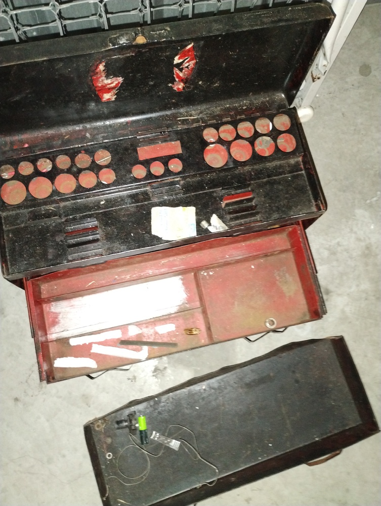 Kennards Self Storage Warrawong Self Storage auction IB-8871