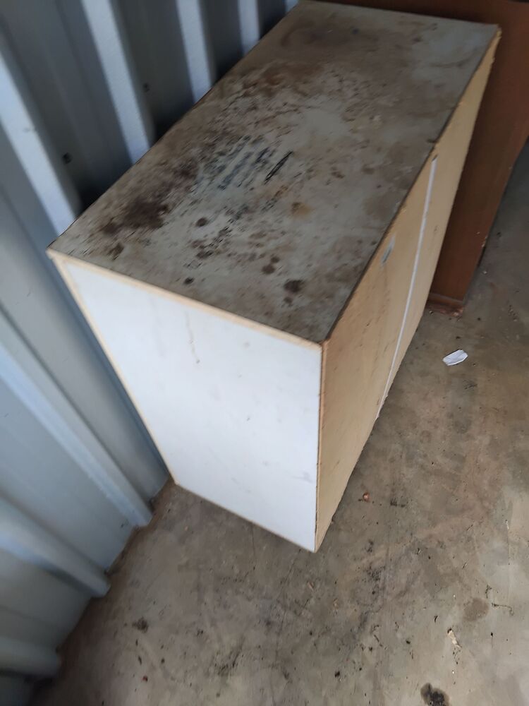 Alpha Storage Lowood Storage auction IB-5376