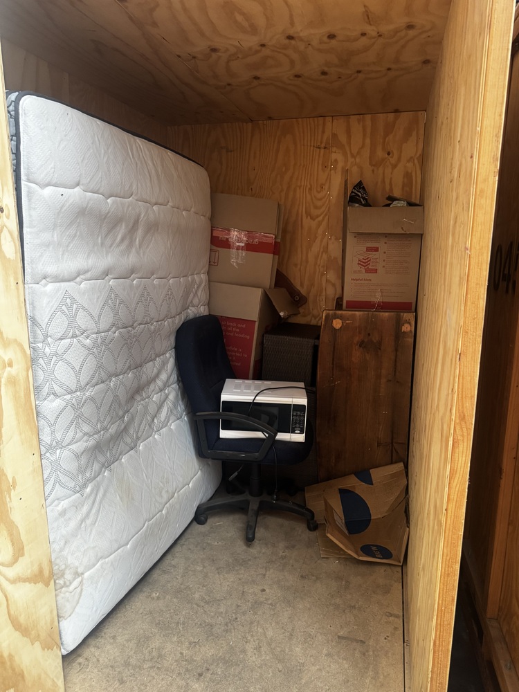 SuperEasy Storage Perth South Storage auction IB-8051