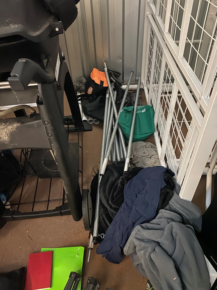 Storage Choice Albion Storage Facility Unit auction IB-3725