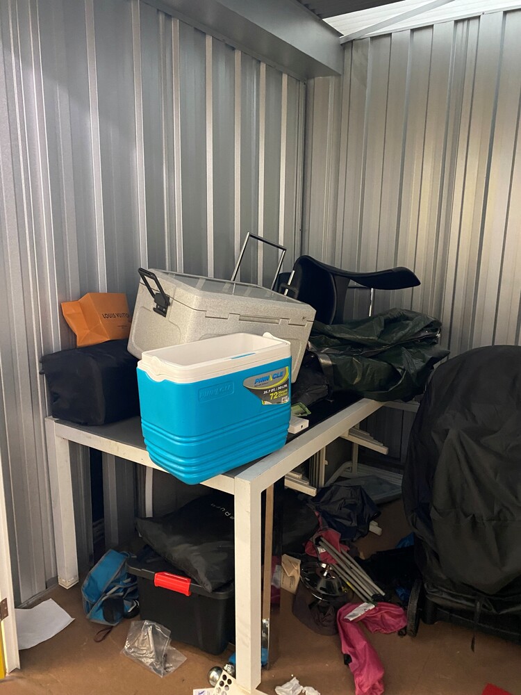 Storage Choice Albion Bid on Self Storage Unit auction IB-3725