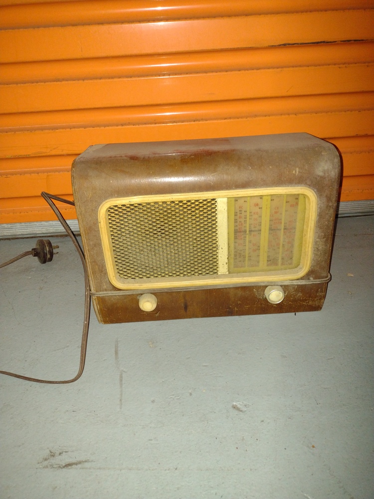 Kennards Self Storage Guildford Self Storage auction IB-9538