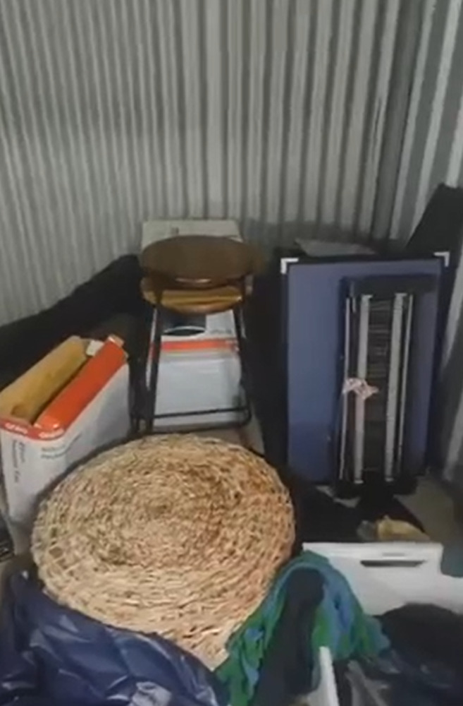 StoreLocal Newmarket Storage Unit auction IB-8383