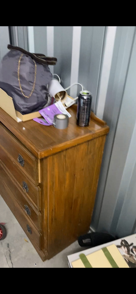 Wilson Storage Bennetts Green Self Storage Unit auction IB-9182