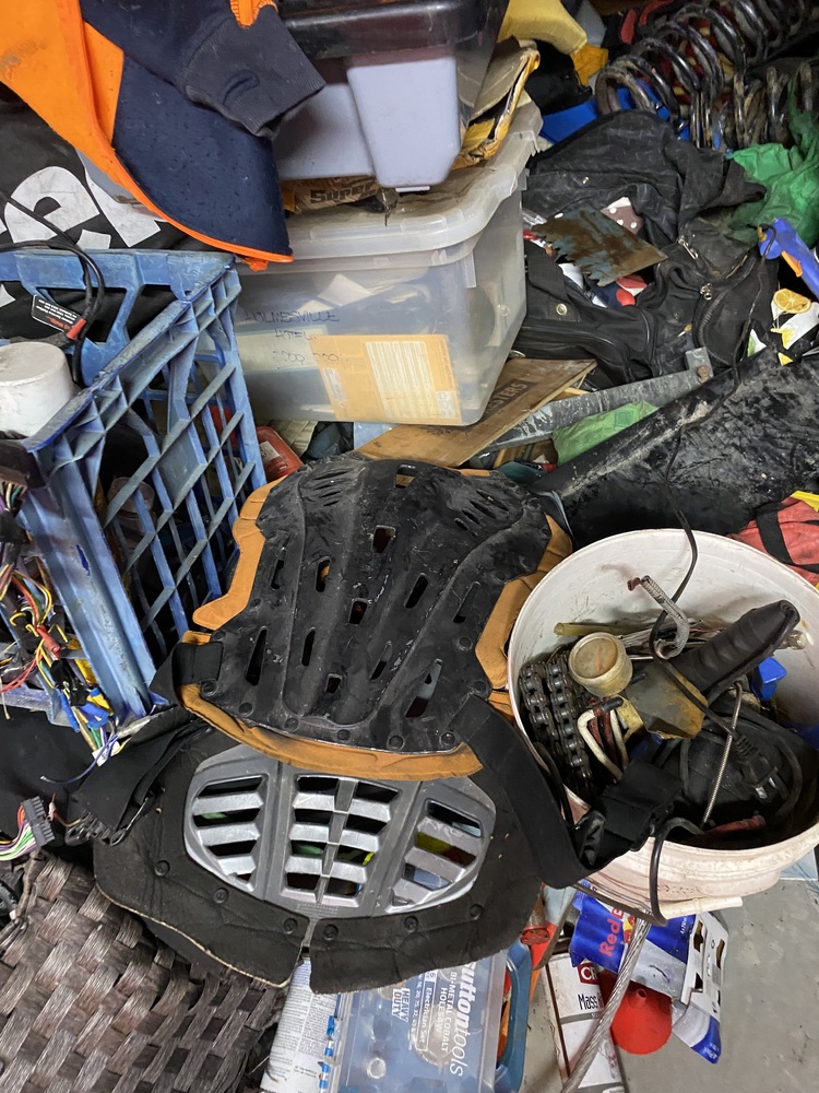 Wilson Storage Bennetts Green Self Storage Auctions auction IB-8835