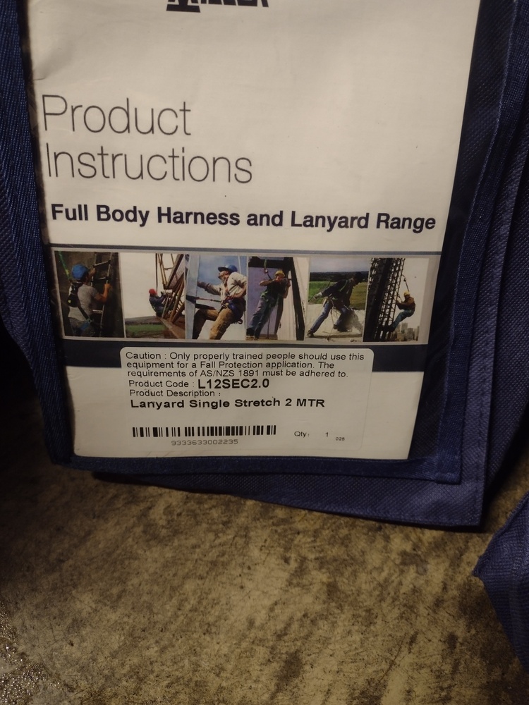 Kennards Self Storage Wollongong Bid on Storage auction IB-5187