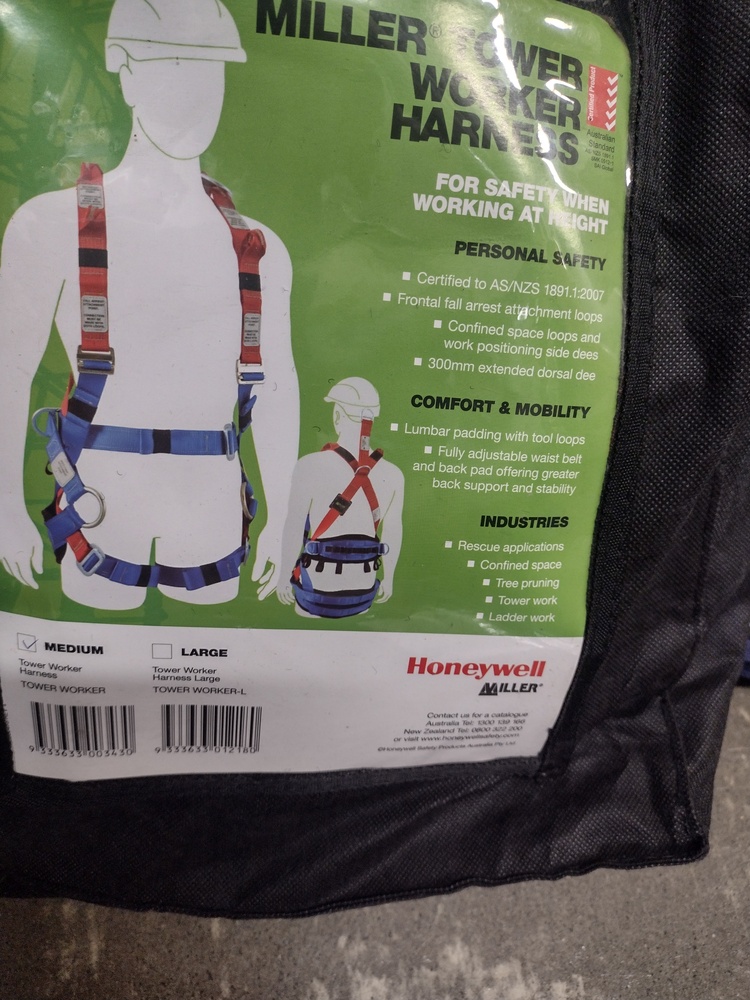 Kennards Self Storage Wollongong Storage lock up Auctions auction IB-5187