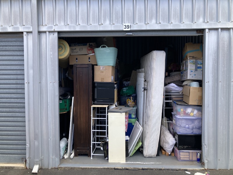 Dinky Di Self Storage Greenfields Storage auction IB-6508