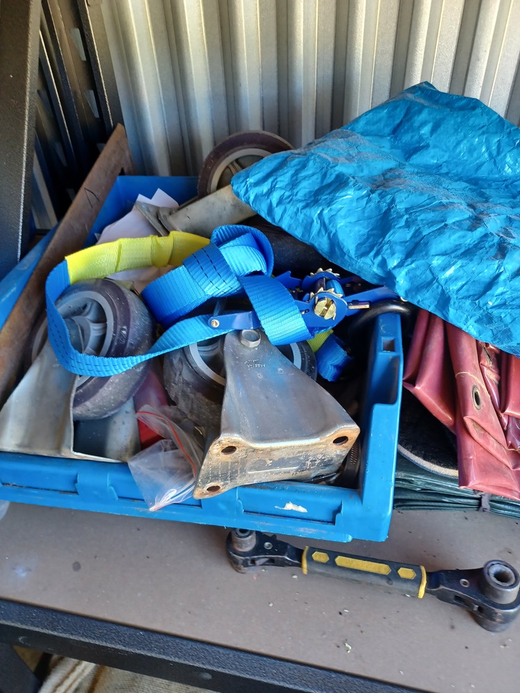 Loxon Storage Loganholme Self Storage auction IB-6572