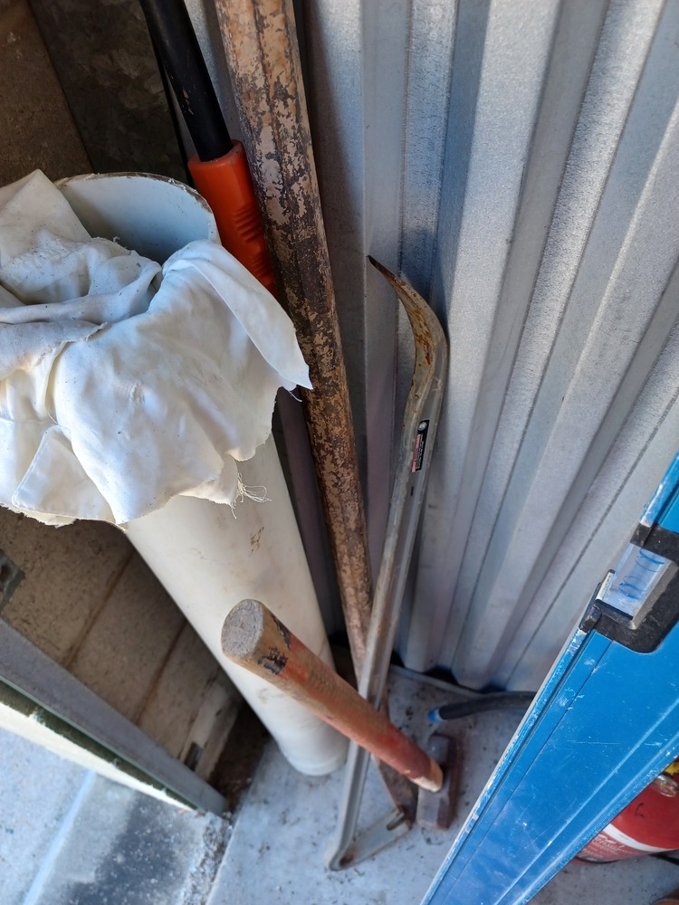 Loxon Storage Loganholme Self Storage Facility Unit auction IB-6572