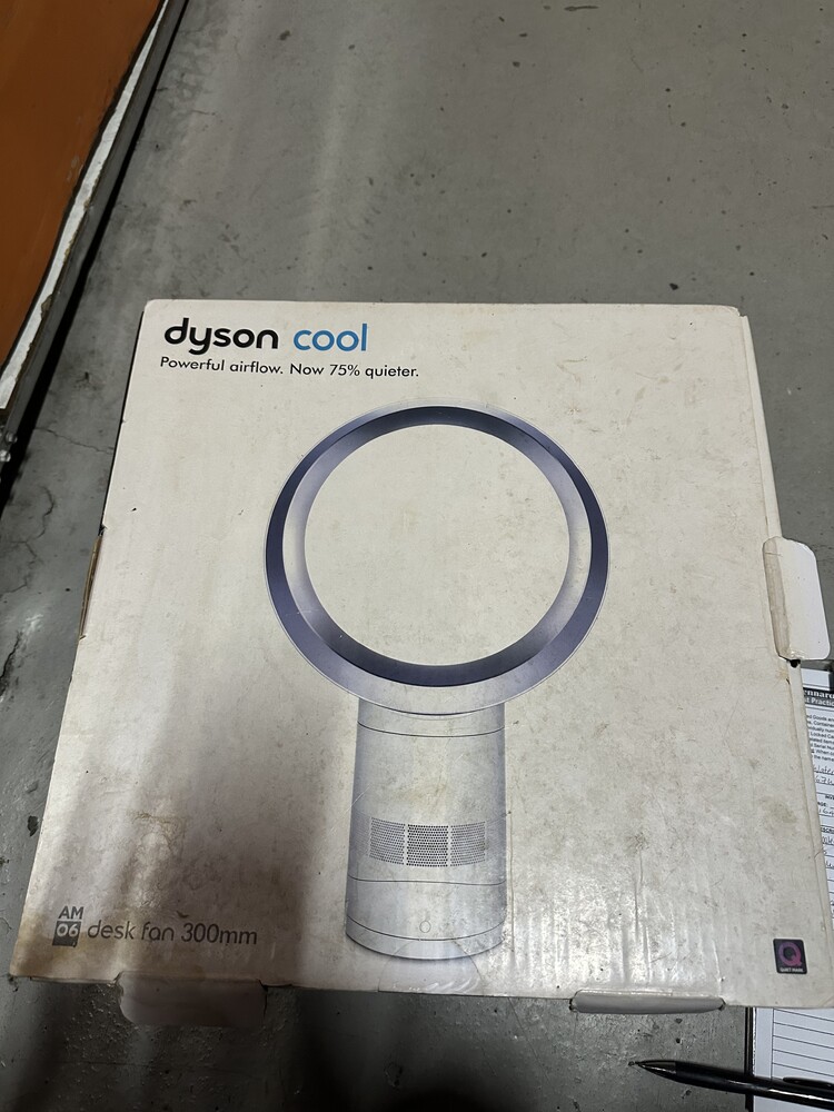 Kennards Self Storage Waterloo AustraliaÂ Storage Auctions auction IB-8184