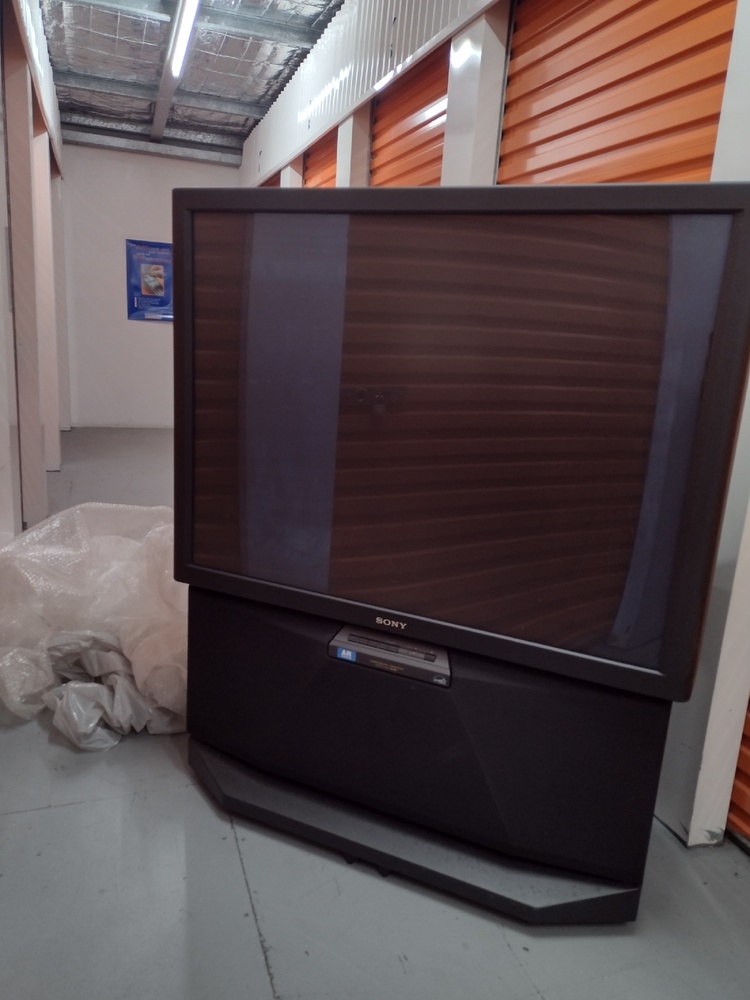 Kennards Self Storage Kirrawee Storage auction IB-8958