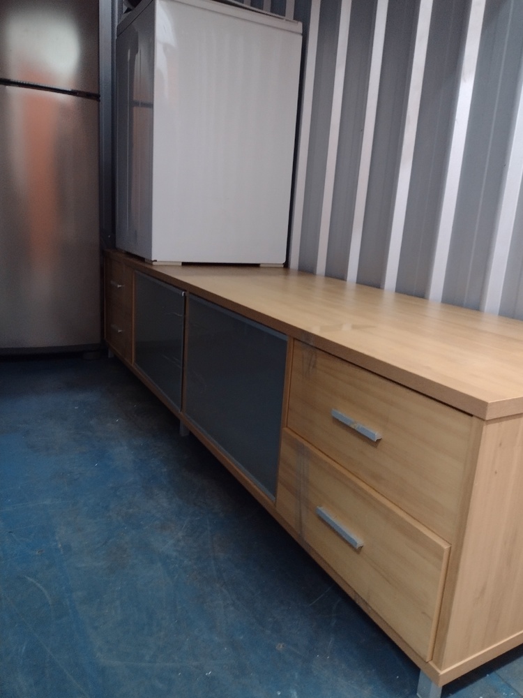 Kennards Self Storage Kirrawee Bid on Storage auction IB-8958